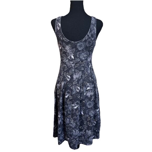 Patagonia Laurel Ridge Sun Dress Medium Gray Floral Stretch Comfort Athletic - Picture 2 of 13